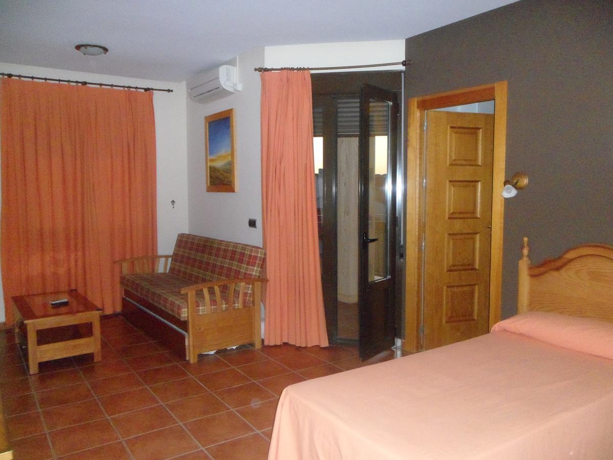 Hotel Rural La Encina Almadén Esterno foto